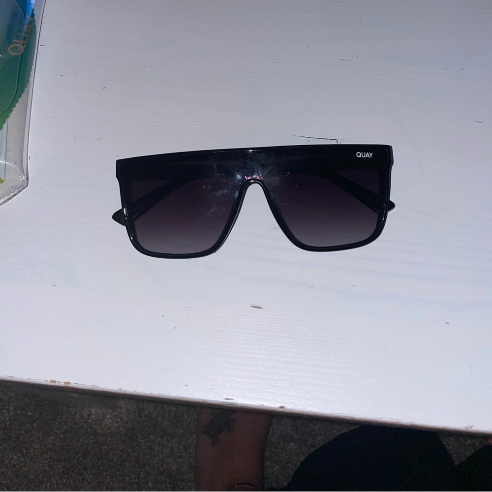 Quay sunglasses